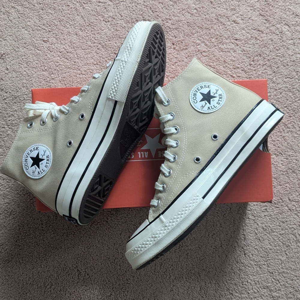 Converse Chuck 70 High Tops Oat Milk